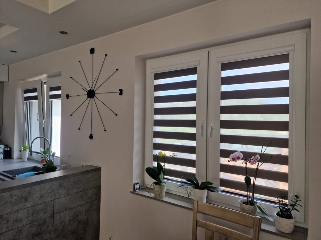 311469397_542615234532056_7145820494368306947_n Rolety Dzień i noc